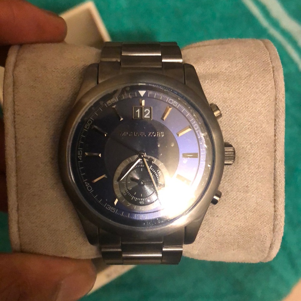 Mk Watch - Picture 4 of 4